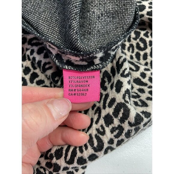 Betsey Johnson‎ vintage fit and flare leopard print dress 3/4 sleeve size 6 Y2K - Picture 8 of 10